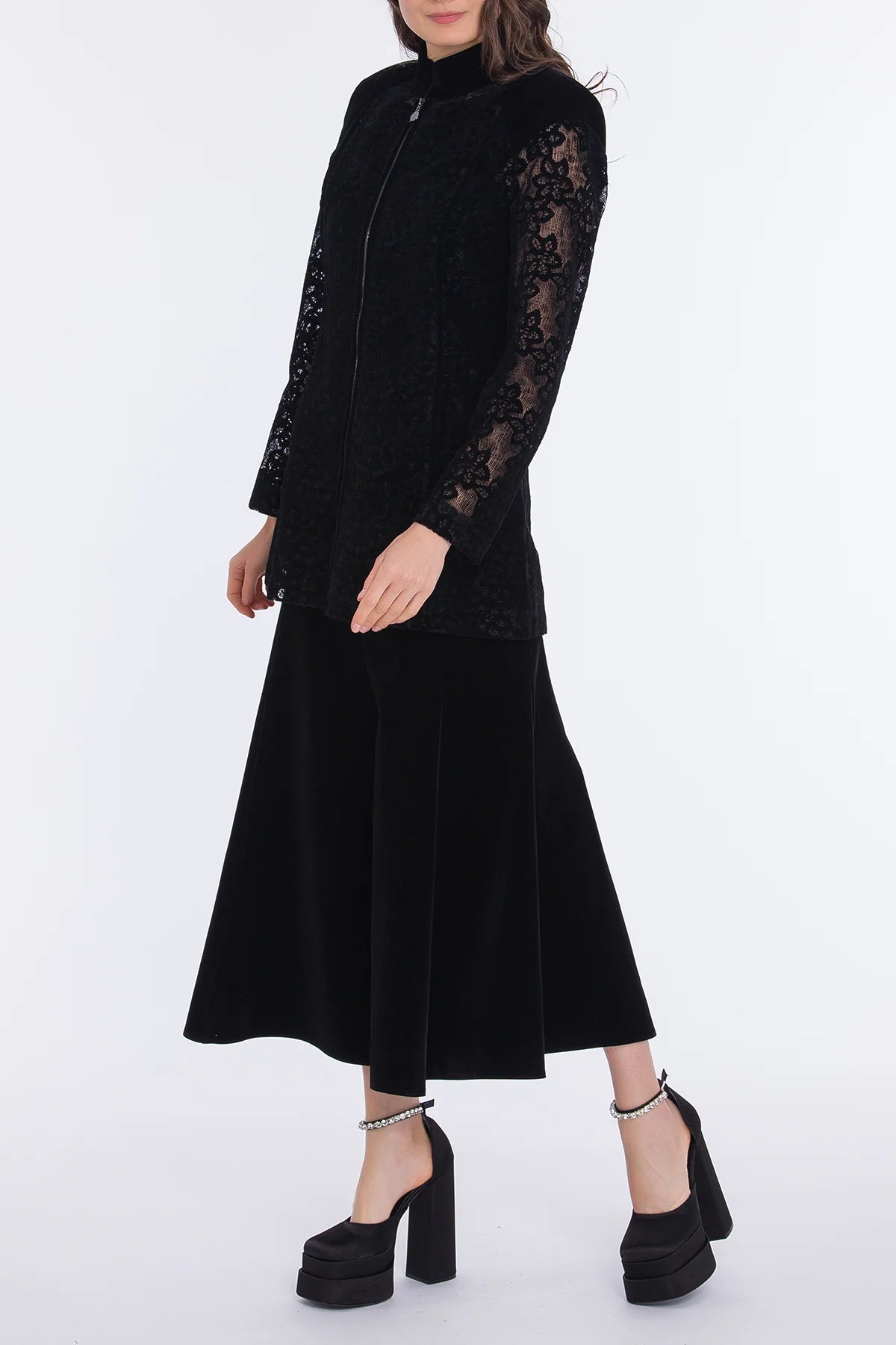 Q&P Mary Jacket Black