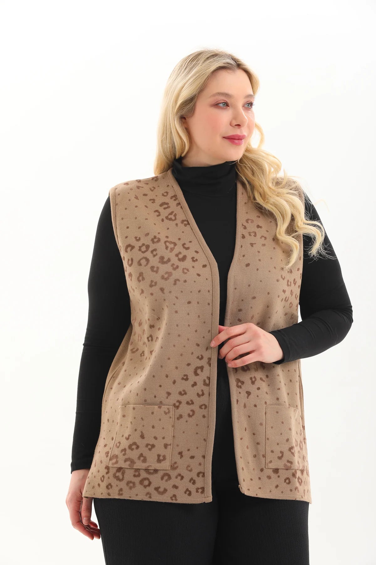 N&A Knitted Dots Vest Mink