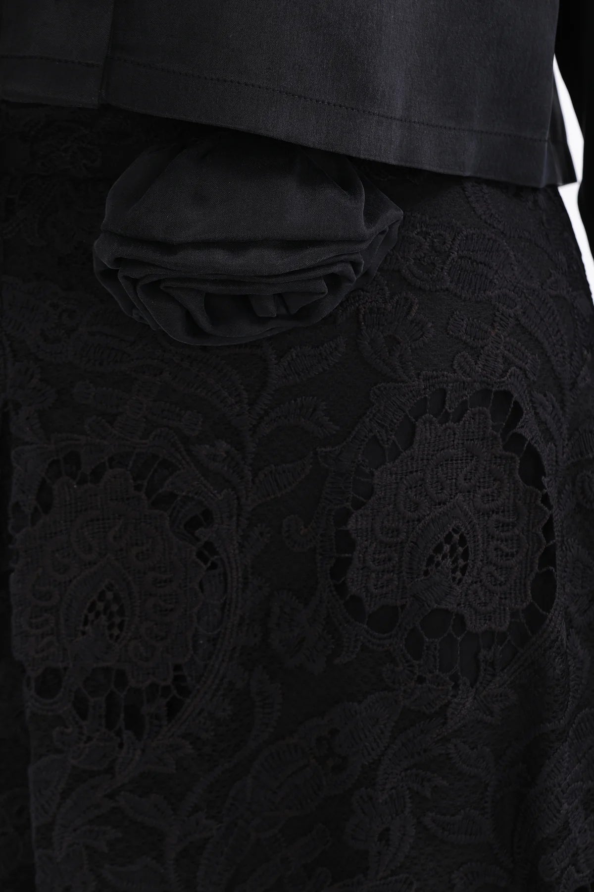D&T Silk and Lace Set Black