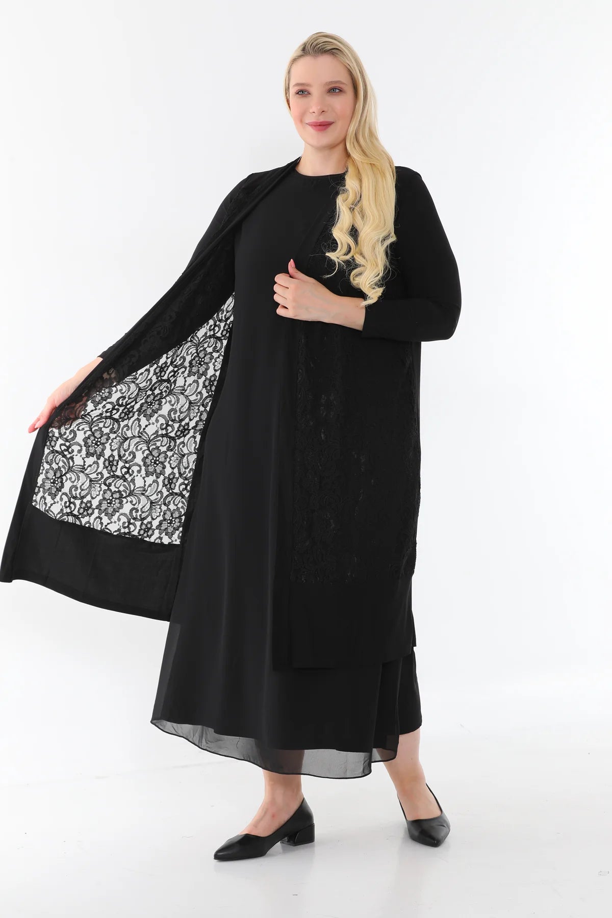 SR Lace Dtld Vest Black