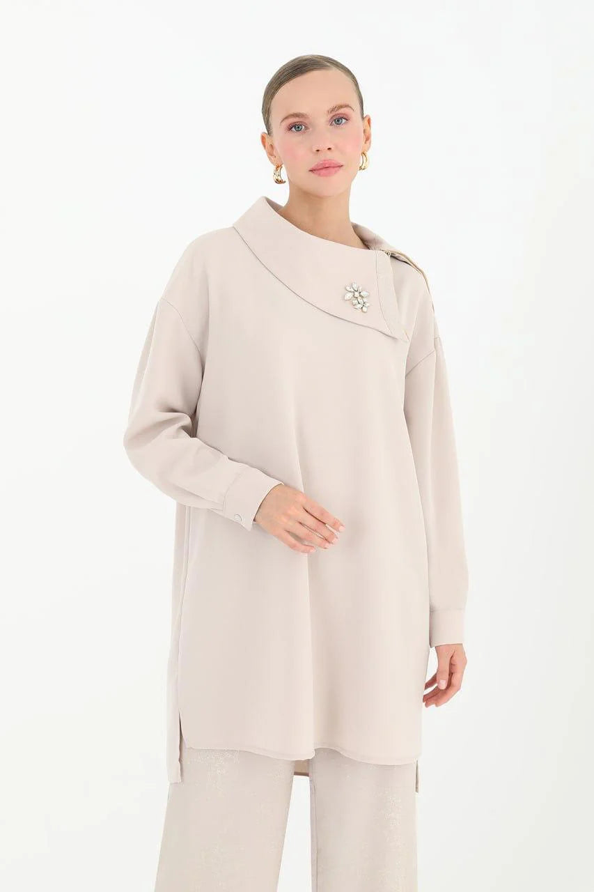 PN Collar Dtld Set Beige