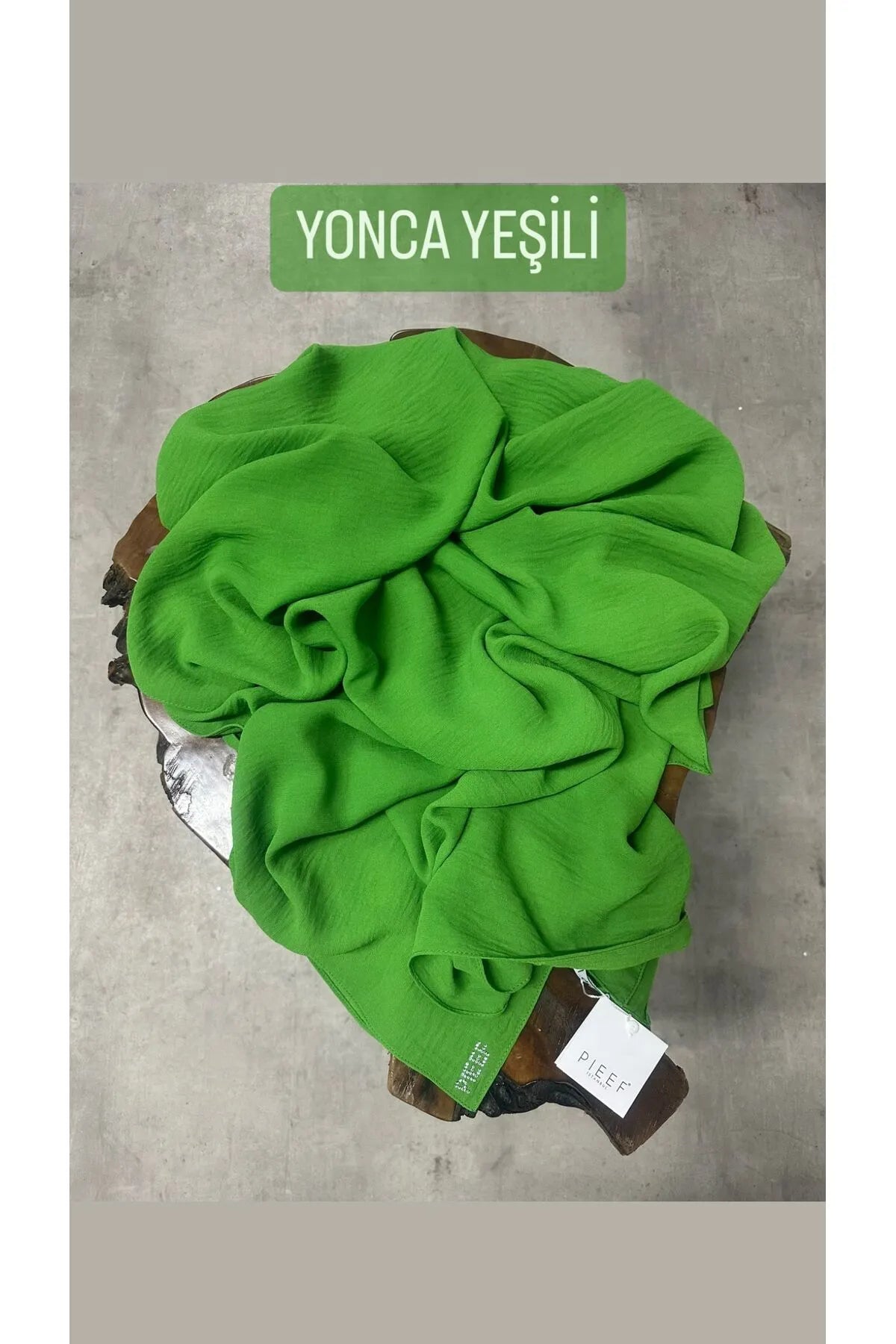 P&F 2138 Jazz Shawl/Clover Green